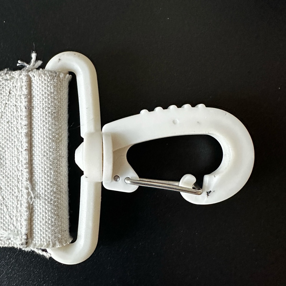 Beyonce Ivy Park key chain / shoe tag - Picture 3 of 3